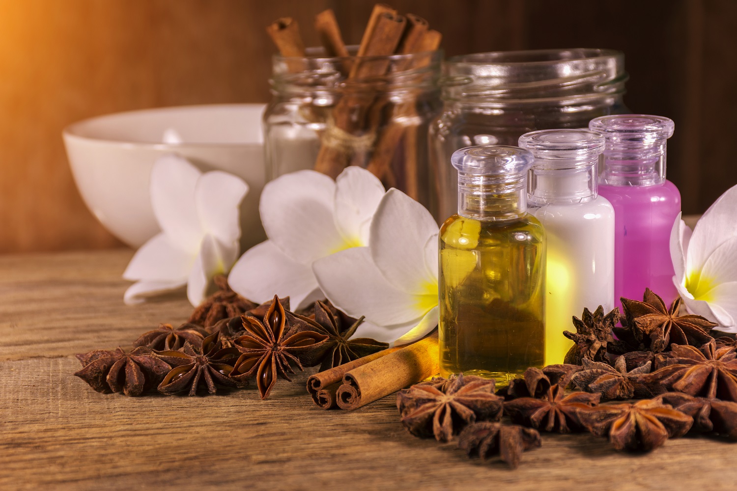 Thai Orange & Cinnamon Oil Massage